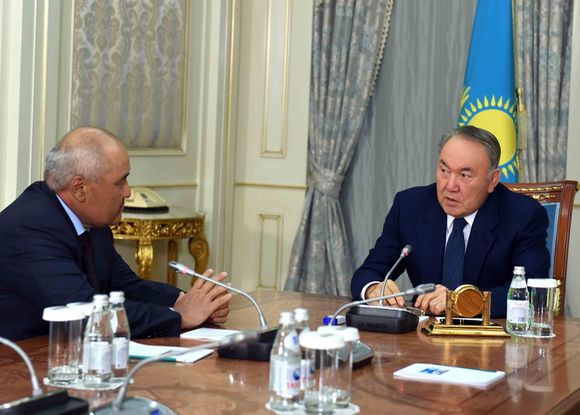 President of Kazakhstan receives CEO of “Samruk-Kazyna” JSC Umirzak Shukeyev