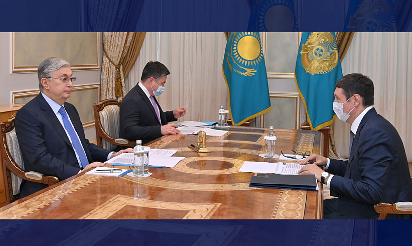 The head of state has received Almassadam Satkaliyev, the CEO of Samruk-Kazyna JSC