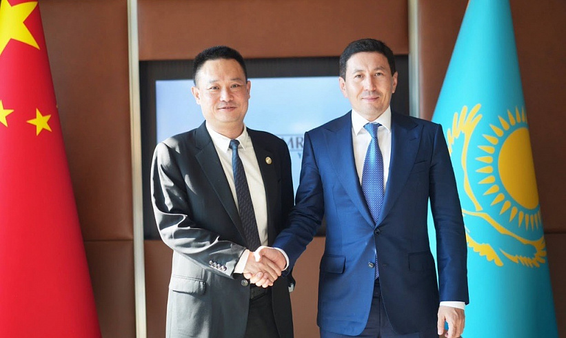 Nurlan Zhakupov, Chairman of the Management Board of Samruk-Kazyna JSC, met with Zhou Jian, CEO of YTO International Express and Supply Chain Technology and Vice President of YTO Express