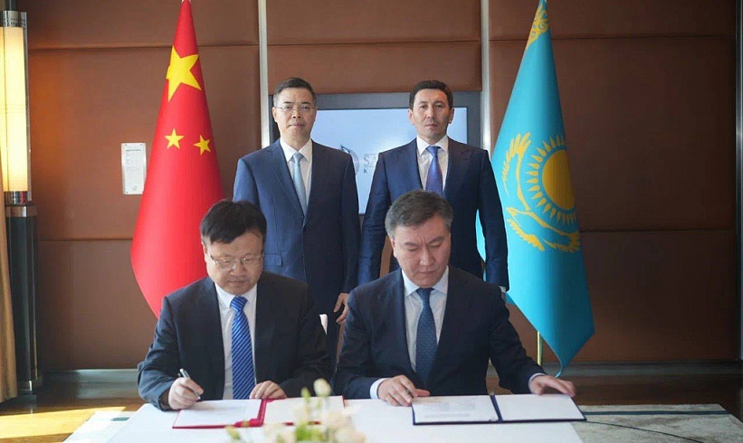 During bilateral meetings between the management of Samruk-Kazyna JSC and its Chinese counterparts, four agreements were signed to strengthen cooperation in the fields of energy, industry, and transport infrastructure