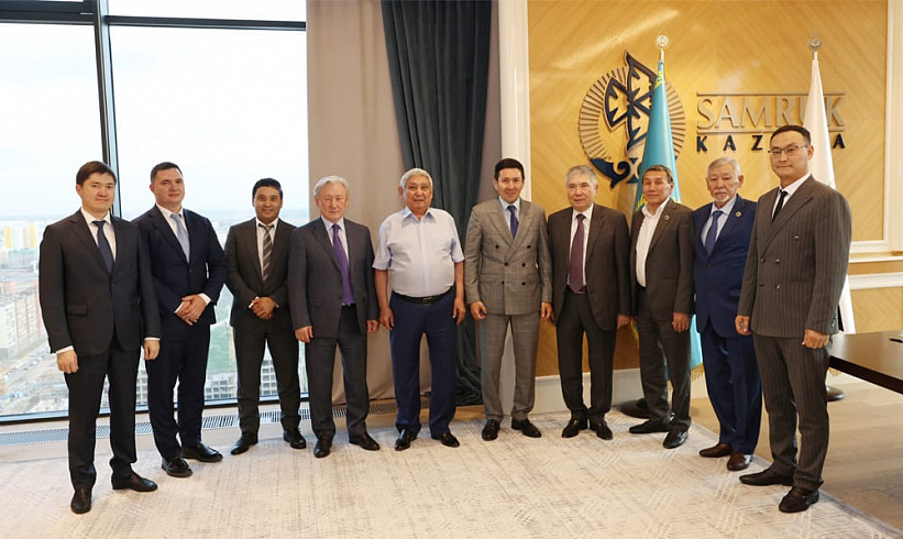 «Самұрық-Қазына» қорының басқарма төрағасы Қазақстанның мұнай-газ өнеркәсібінің ардагерлерімен кездесті