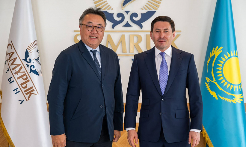 Nurlan Zhakupov Meets with Representatives of HKEX and CICC