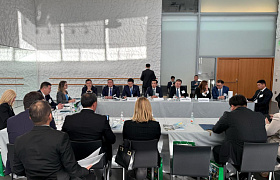 «Самұрық-Қазына» басшысы АҚШ-та C5+1 бизнес-конференциясында сөз сөйледі