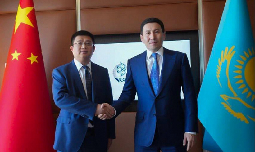 Nurlan Zhakupov, Chairman of the Management Board of Samruk-Kazyna JSC, met with Li Qiang, Chairman of the Board of Directors of SANY Renewable Energy