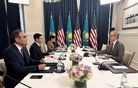 АҚШ-та «Самұрық-Қазына» қорының басқарма төрағасы Нұрлан Жақыпов Cerberus Global Investments инвестициялық қорының вице-президенті Брайан Хукпен ынтымақтастық мүмкіндіктерін талқылады