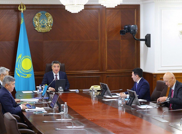 Olzhas Bektenov Chairs Board Meeting of Samruk-Kazyna JSC