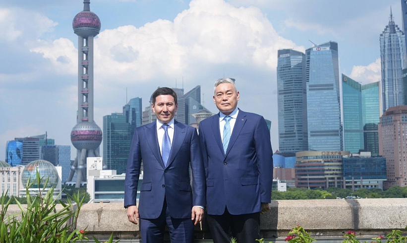 Nurlan Zhakupov met with Xie Wei, President of Shanghai Pudong Development Bank