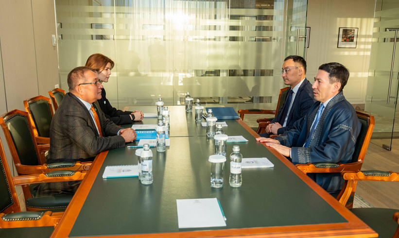 Nurlan Zhakupov, Chairman of the Management Board of Samruk-Kazyna JSC, held a meeting with Dr. Rashed Mustafa Sarwar, Head of UNICEF Representative Office in Kazakhstan
