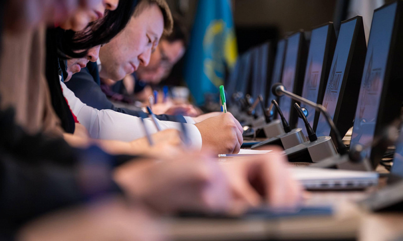 «Самұрық-Қазына» қызметкерлері Ұлттық диктант жазуға қатысты