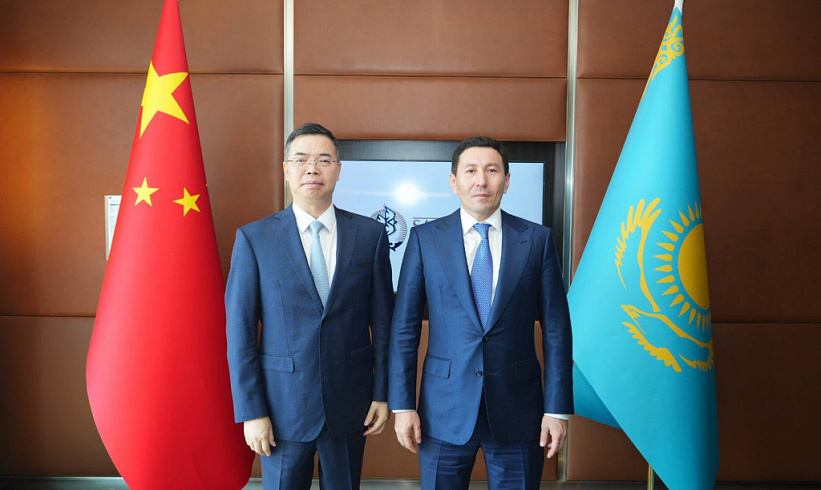 CEO of Samruk-Kazyna JSC Nurlan Zhakupov met with Chen Guanfu, Vice President of PowerChina, in Shanghai