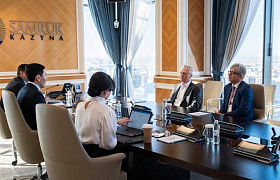 Глава АО «Самрук-Қазына» Нурлан Жакупов провел встречу с руководством Ashmore Healthcare International и Mount Sinai Hospital.
